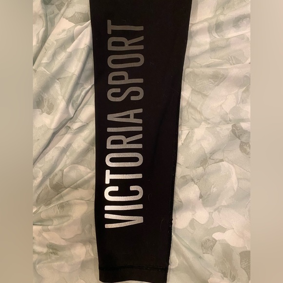 Victoria Secret Sport Leggings - Picture 3 of 5